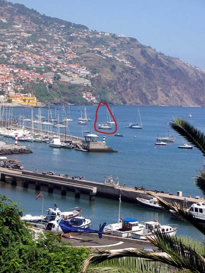 Funchal Madère Amuitz au mouillage.