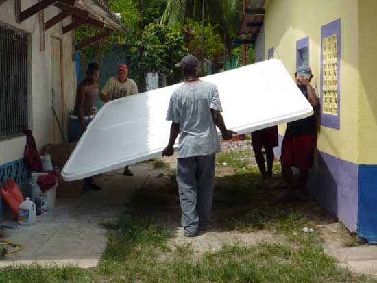 déplacement fabrication moule du bimini rigide.