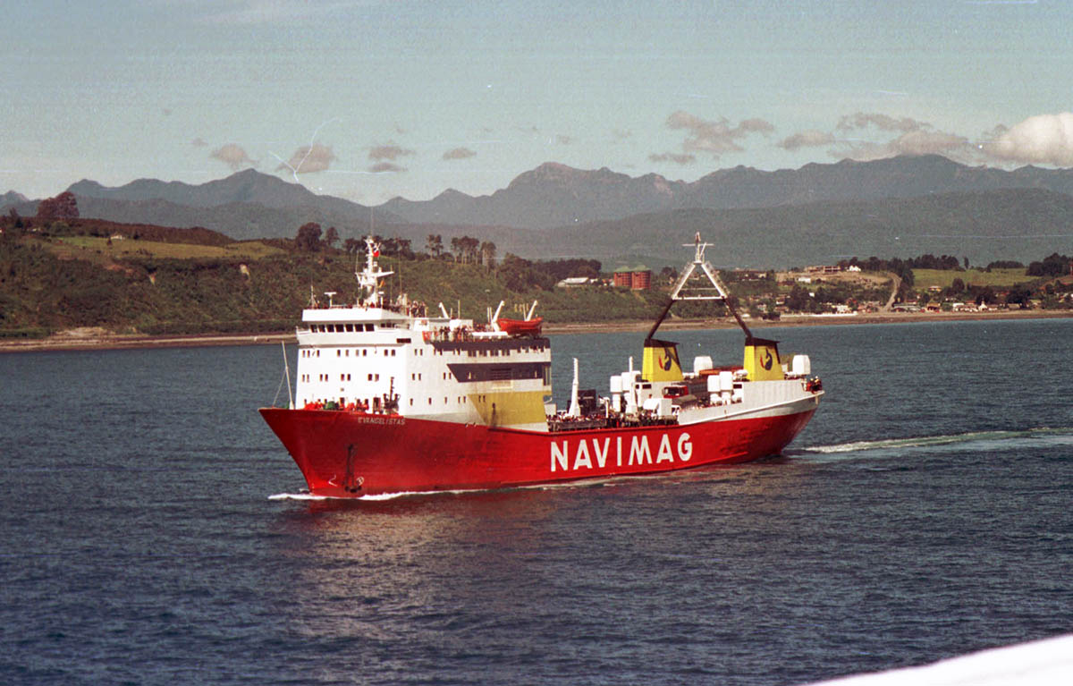 Roro chili canaux de Patagonie.